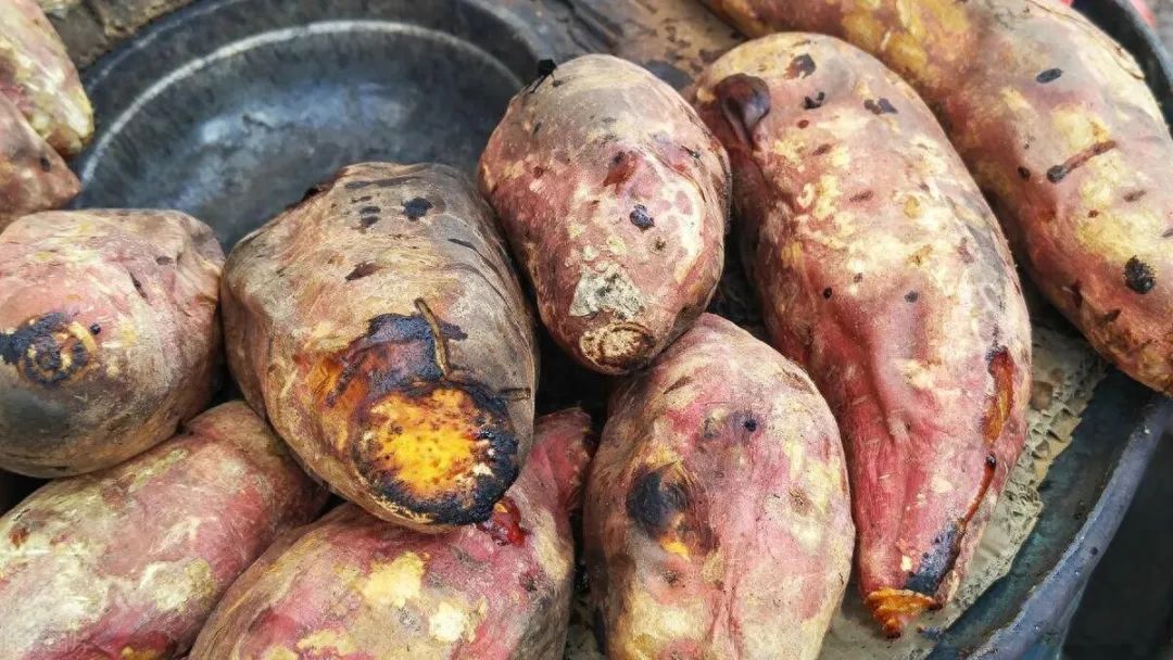 frc-ae578ca82c8a5a949becd3ee57b2aa7c.jpeg 冒泡网:成本2元,卖10元一个,一天轻松挣700,操作简单,一个人就能干!