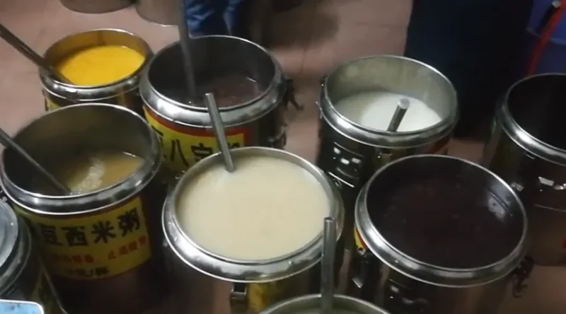 冒泡网:3毛的成本卖3块,一辆电动车,几个保温桶就可以做的冬季小生意-冒泡网